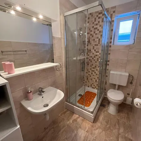 Apartment Ivica Omis