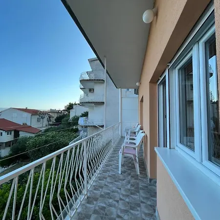 Ivica Apartment