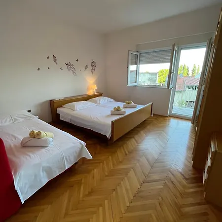 Apartment Ivica *